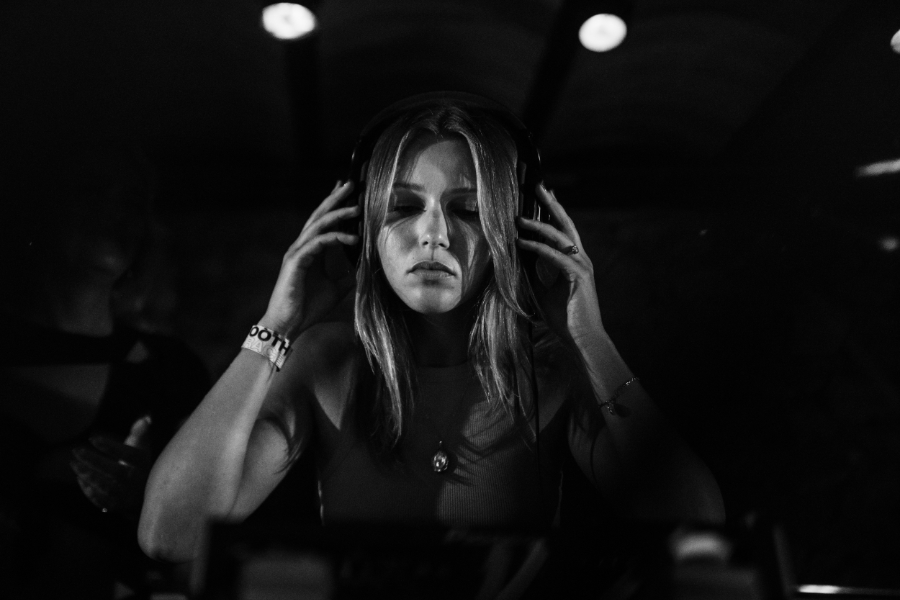 Greta Levska has unveiled the third single, Initialize, from her upcoming debut album, IBZALIEN, which is set to land on Get Physical later this year.